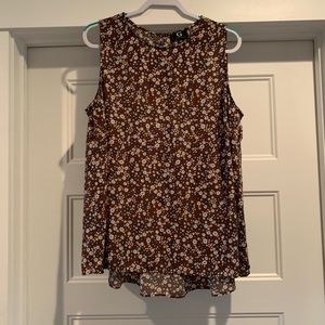 Brown floral tank
